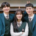 Kabar baik bagi Bunda pencinta drakor. Bulan Oktober ini berbagai drama Korea terbaru yang akan tayang. Mulai dari drama Korea romantis yang menyentuh hati hingga drama Korea aksi yang mendebarkan. Bunda bisa menyaksikan sederet aktor dan aktris favorit Bunda dalam drama Korea terbaru populer ini, beberapa di antaranya adalah Kim Tae Ri, Park Ha Na, Han Ji Hyun,  Hwang In Youp, dan masih banyak lagi. Dengan berbagai kisah menarik yang disajikan dalam drakor berikut, sangat memungkinkan apabila ada yang menjadi drama korea terbaru 2024 rating tinggi.