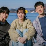 Family by Choice yang kini sedang ramai diperbincangkan merupakan remake drama China berjudul Go Ahead (2020). Drama ini mengisahkan kehidupan tiga orang yang saling terhubung, meski tanpa ikatan darah. Ketiganya bertemu saat kecil hingga menjadi akrab selayaknya keluarga.